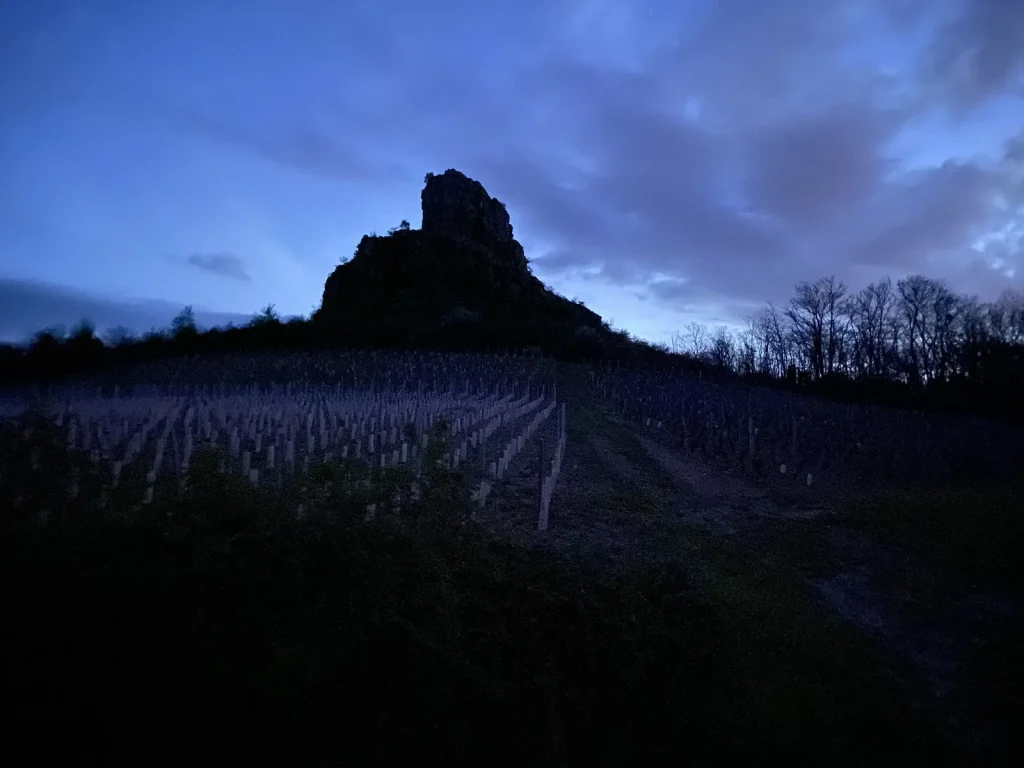 Silhouette La roche de Solutré - Aube