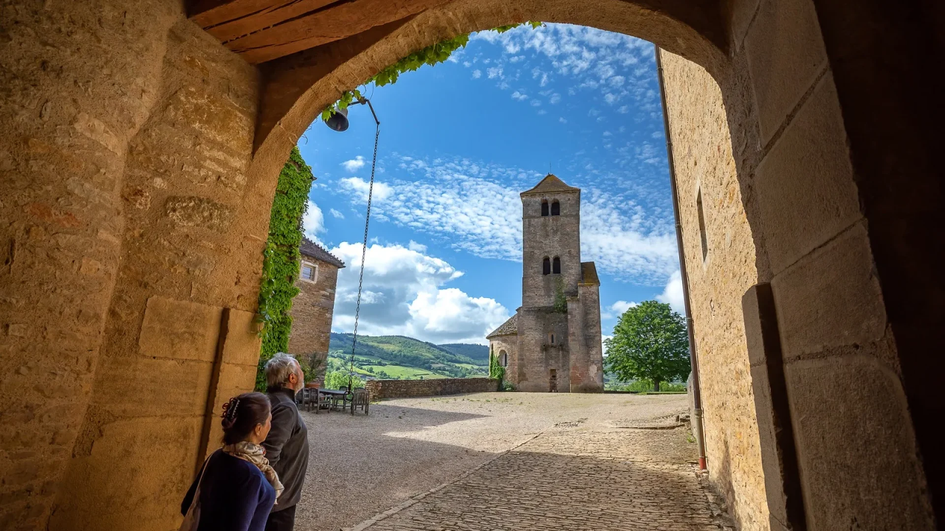 Visite Château de Pierreclos, Le Sud Bourgogne