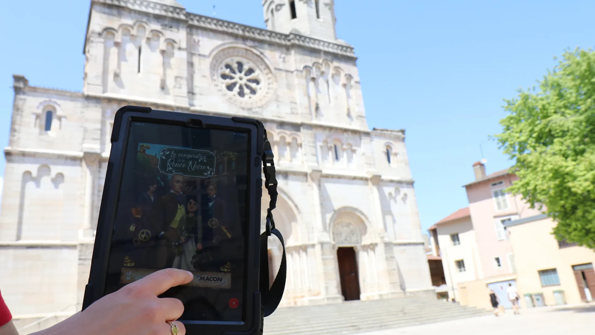 Application, Tracé de la Plume, Explor Games, Eglise Saint-Pierre, Mâcon