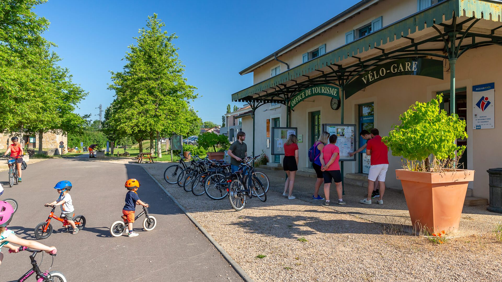 Cyclotourisme, La Vélo Gare, La Voie Verte, Mâconnais, Le Sud Bourgogne